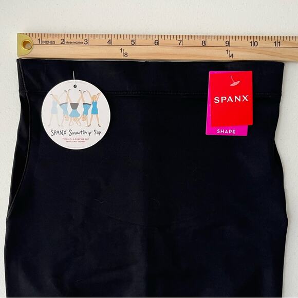 Spanx Half Slip Women's XS Black SmartGrip Tummy Control Sculpting Shapewear NWT - Picture 11 of 14